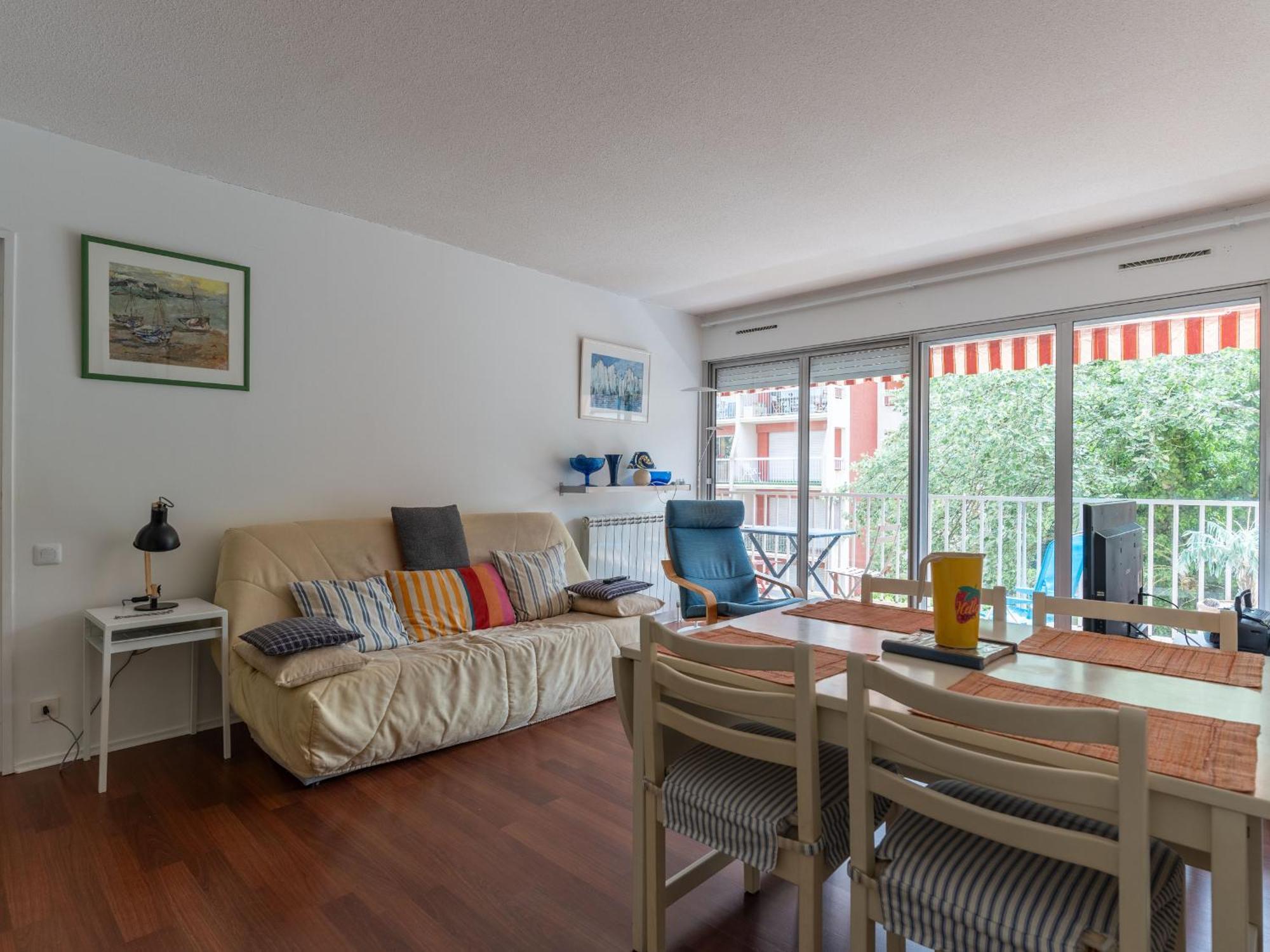 T2 Lumineux Avec Balcon A Arcachon, Proche Plage, Parking, Wifi Et Commerces - Fr-1-319-352 Luaran gambar